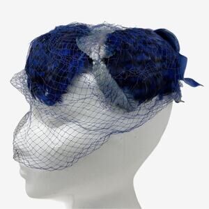 Blue‎ Velvet Fascinator Feather Silk Leaf Caplet Half Hat Whimsy Vintage 50s 60s